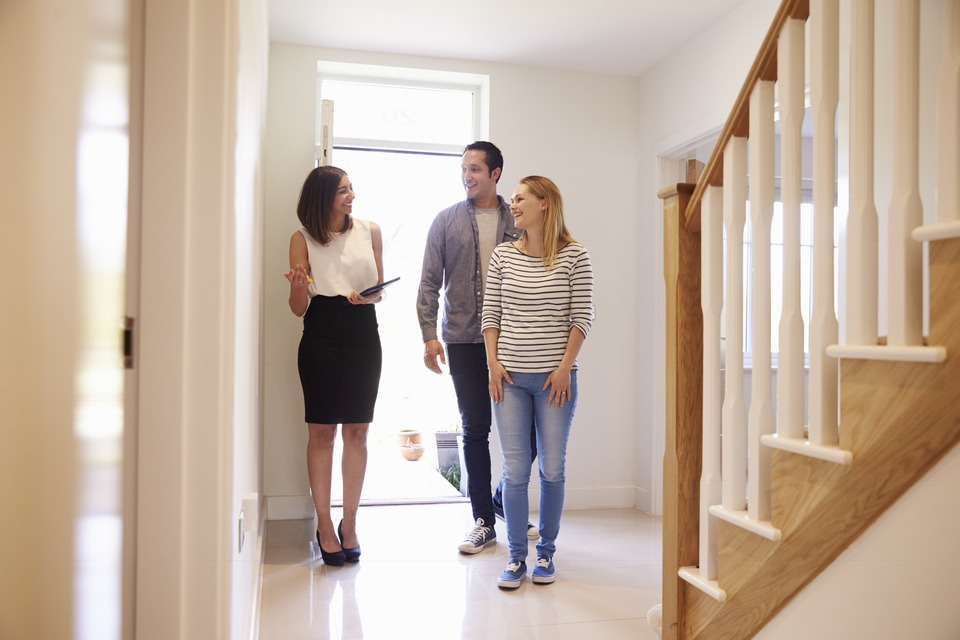 Makler Immobilienbesichtigung