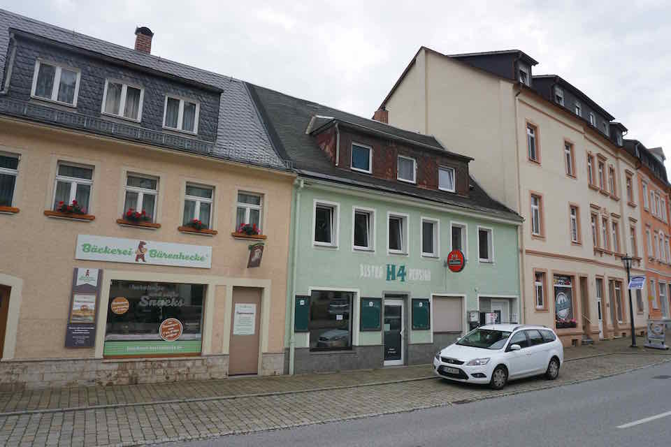 Mehrfamilienhaus in zentraler Lage von Glashütte zu verkaufen
